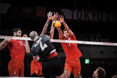 Tokyo'da Erkekler Voleybolda Yarı Final Eşleşmeleri Belli Oldu