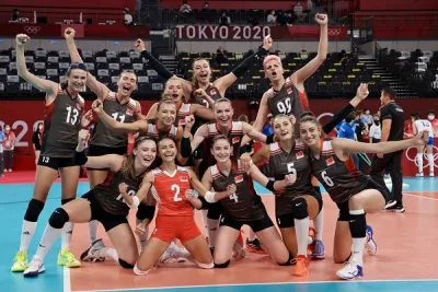 Kadınlar Voleybolda Çeyrek Finalistler Belli Oldu