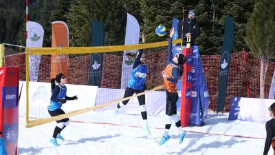 2026 FIVB Kar Voleybolu Dünya Turu Bursa Uludağ Etabı Başladı