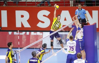 AXA Sigorta Kupa Voley Erkeklerde İki Yarı Finalist Belli Oldu