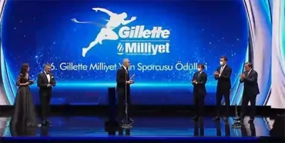 Milliyet Yılın Sporcusu Ödüllerinde Üstündağ'a Erdoğan Demirören Büyük Ödülü