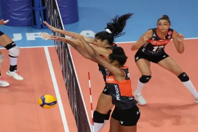 Eczacıbaşı VitrA üçte üç ile Kupada tur atladı