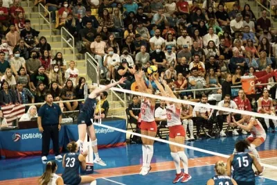 Sultanlar İlk Maçı 3-1 kaybetti