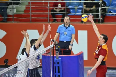 Galatasaray, Türşad'a set vermedi