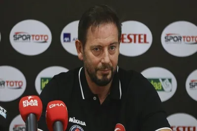 Efelerin Yeni başantrenörü Alberto Guiliani