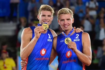 Ağabeylerinin Ayak İzinden Gidiyorlar