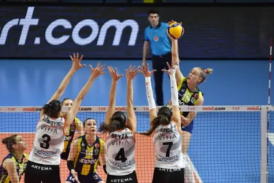 Fenerbahçe, ilk maçta avantajlı