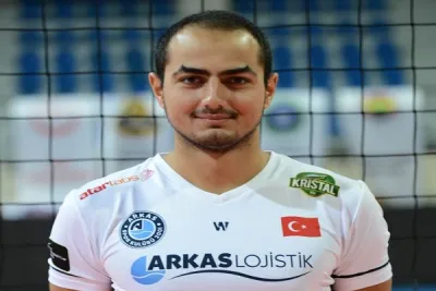 Libero Burak Çevik Bursa Büyükşehir Belediyespor'da