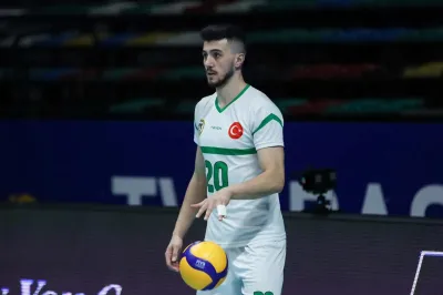 Burhan Zorluer yeniden Bursa Büyükşehir Belediyespor’da