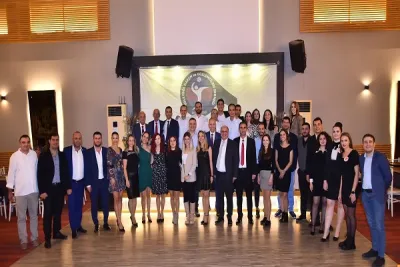 Bursalı hakem ve gözlemciler, dernek yemeğinde bir araya geldi