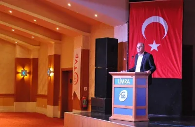 Akif Başkan Üst Klasman Hakemlere Yönelik Ara Seminer'e katıldı