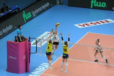 Bu kez de 3-2, kazanan yine Eczacıbaşı VitrA