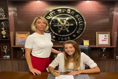 Yeşilyurt, Derin Ezgi Taşdemir ile anlaştı