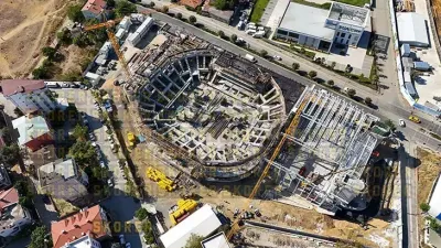 Eczacıbaşı'nın yeni salonunda sona doğru