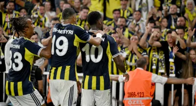 Fenerbahçe Kocaelispor maçı: İlk 11 maç kadrosu açıklandı