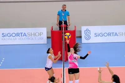 Edremit Belediyesi Altınoluk İstanbul'dan 3 puanla döndü