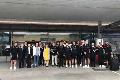 Efeler, Tarihi Maç İçin Polonya'da