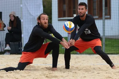 Plaj Voleybolu Milletler Kupası'na 2 Galibiyetle Başladık