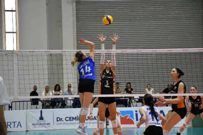 Küçük Kızlar Türkiye Şampiyonasında Çeyrek Finale Yükselen Takımlar Belli Oldu