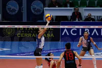 Sarıyer Belediyespor yılın son maçında set vermedi