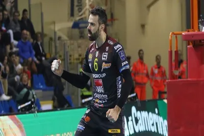 Solhan Spor İtalyan Massari'yi renklerine bağladı