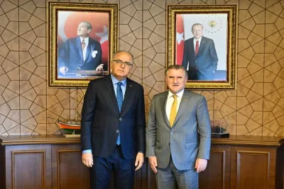 Başkan Üstündağ, Bakan Bak'ı Ziyaret etti