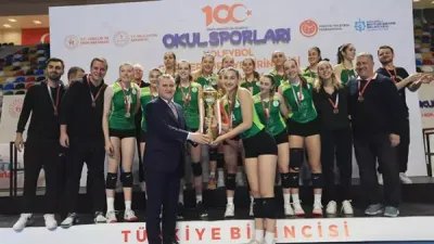 Gençlik ve Spor Bakanı Osman Aşkın Bak: Güçlü voleybol ülkesi Türkiye geliyor