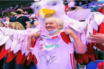 104 Yaşındaki Taraftar, istatistik bile tutuyor