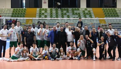 Bursa BŞ Bld. Cizre'ye 1 set verdi