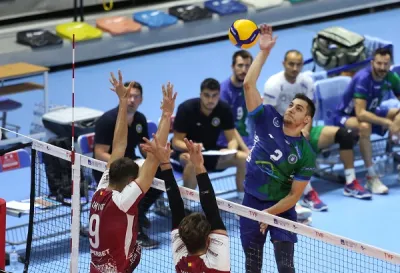 Bursa 'da TSYD Voleybol Turnuvası başladı