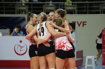 THY, Aydın'dan 3 puanı set vermeden aldı