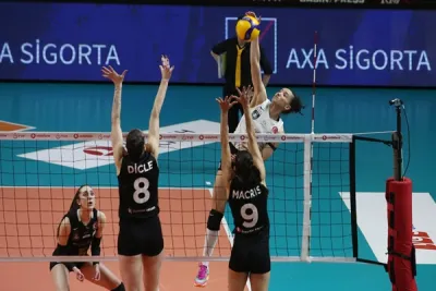 VakıfBank seride 1-0 öne geçti
