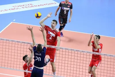 Efeler, Hazırlık Maçında Hırvatistan’ı 3-2 yendi