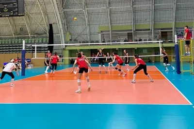 Sultanlar hazırlık maçında Bulgaristan'a yenildi