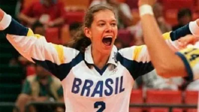 Efsane Voleybolcu Spor Bakanı Oldu