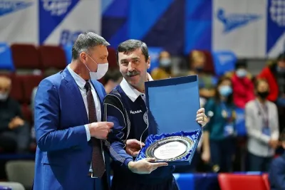 Andrey Zenovich Hakemlikten Kopamadı