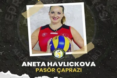 Aneta Havlickova Altınoluk'ta