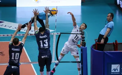 Arkas Spor 5 set sonunda Dörtlü Finale adını yazdırdı