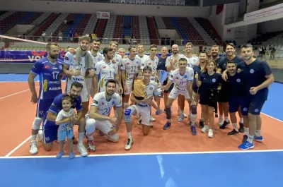 İzmir'de TSYD Kupası Arkas Spor'un