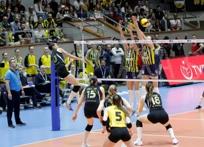 VakıfBank üst üste 3. toplamda 9.kez kupayı kazandı