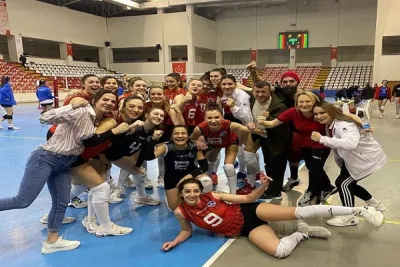 Çiftlikköy Gözünü Şampiyonluğa Dikti