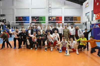 Cizre Belediyespor 5 set sonunda güldü