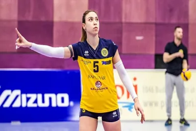 Ecem Şahin'li Kaposvar set vermedi