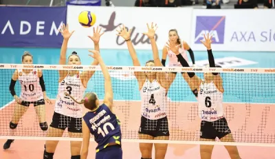 Eczacıbaşı Dynavit 5.sette güldü