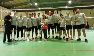 Yurt Grup Yöneticileri voleybolcularla bir araya geldi