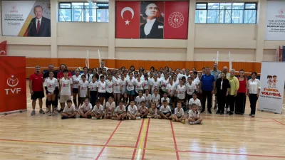 Fabrika Voleybol Mersin’de