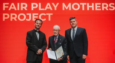 Fair Play Anneleri'ne Şeref Diploması Ödülü