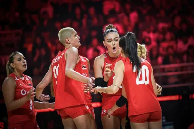 Yaprak Erkek ve Vargas Türkiye’yi galibiyete taşıdı