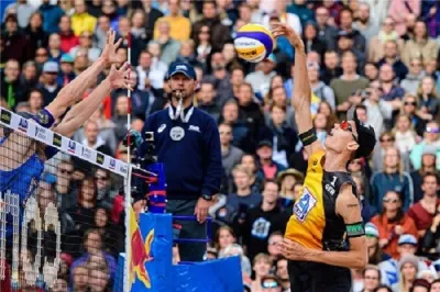 Julius Thole Başarılarını Kutluyor