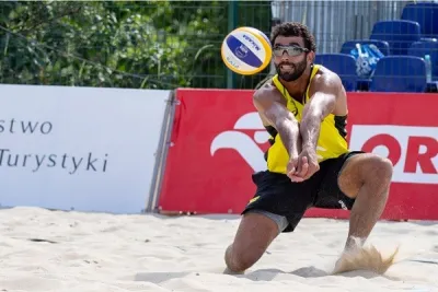 Plajda 35'lik Bir Brezilyalı